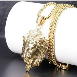 Gold Retro Lion's Head Pendant & Necklace